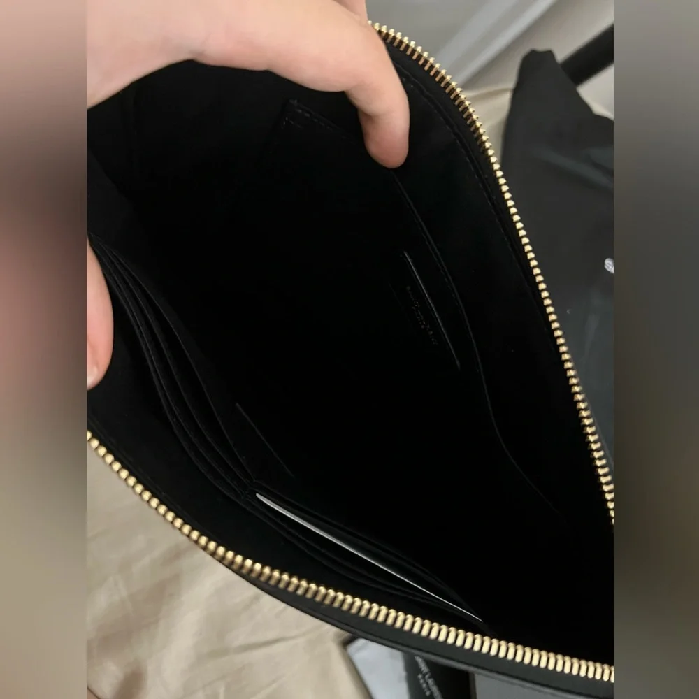 NEW in box. YSL Saint Laurent Black Croc embossed matte leather clutch bag - Picture 6 of 13